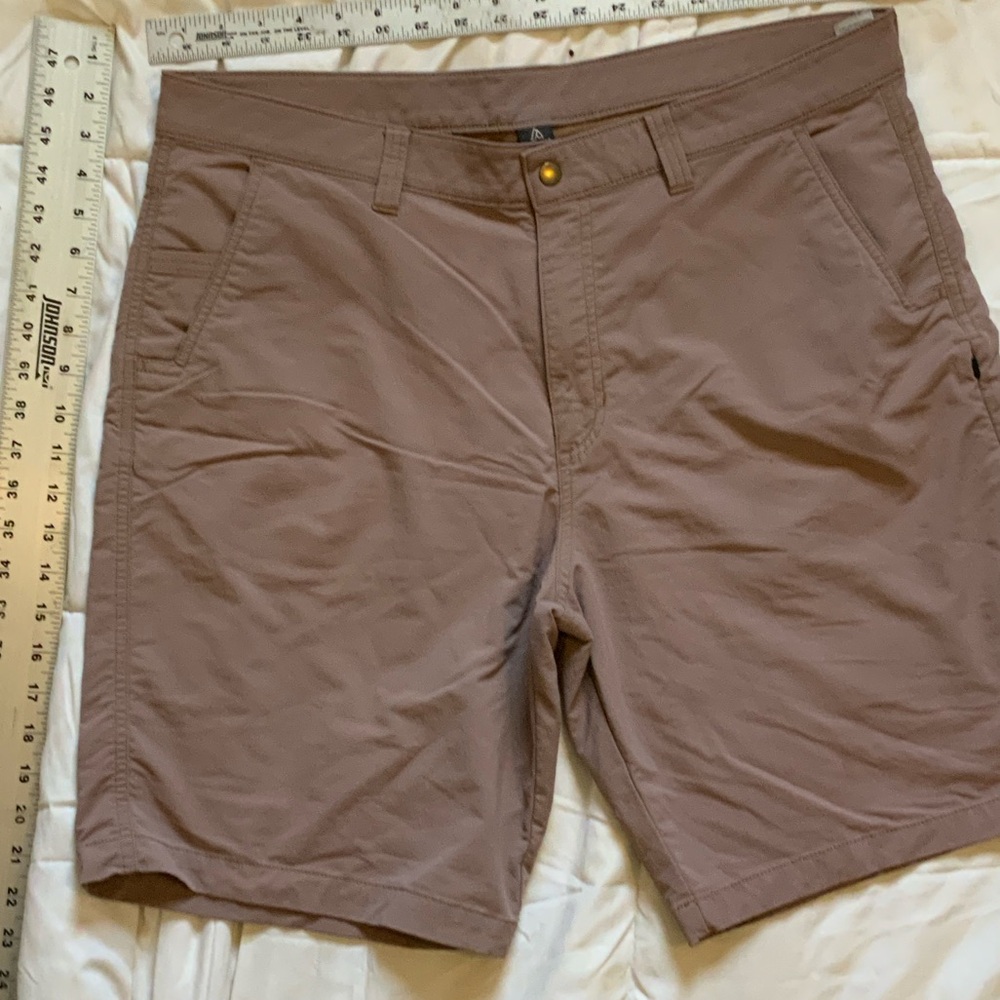 Men's Flat Front Shorts in Tan